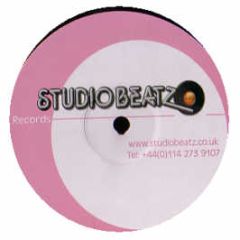 DJ Stu-E - Fire It Up - Studio Beatz