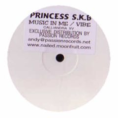 Princess S.K.B - Music In Me - Royal Tee