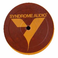 Dose / Axiom - Fear Feeder / Cyberia - Syndrome Audio