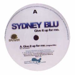 Sydney Blu - Give It Up For Me - Mau5Trap