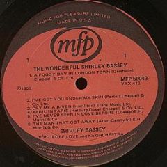 Shirley Bassey With Geoff Love & His Orchestra - The Wonderful Shirley Bassey - Music For Pleasure