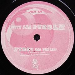 South Sea Bubble - First On The Left - Pussyfoot Records Ltd