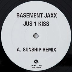 Basement Jaxx - Basement Jaxx - Jus 1 Kiss - XL Recordings