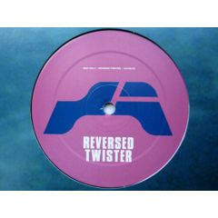 Reversed Twister - Reversed Twister - Saturate / Busy Waves - Reef 