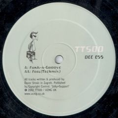 Dee Ess - Dee Ess - Funk A Groove - TT