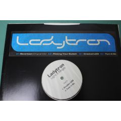 Ladytron  - Ladytron  - Light & Magic (Album Sampler) - Telstar