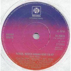 Barry White - Barry White - Never, Never Gonna Give Ya Up - Pye International
