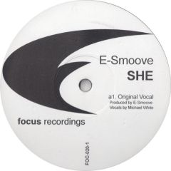 E-Smoove - E-Smoove - SHE - Focus